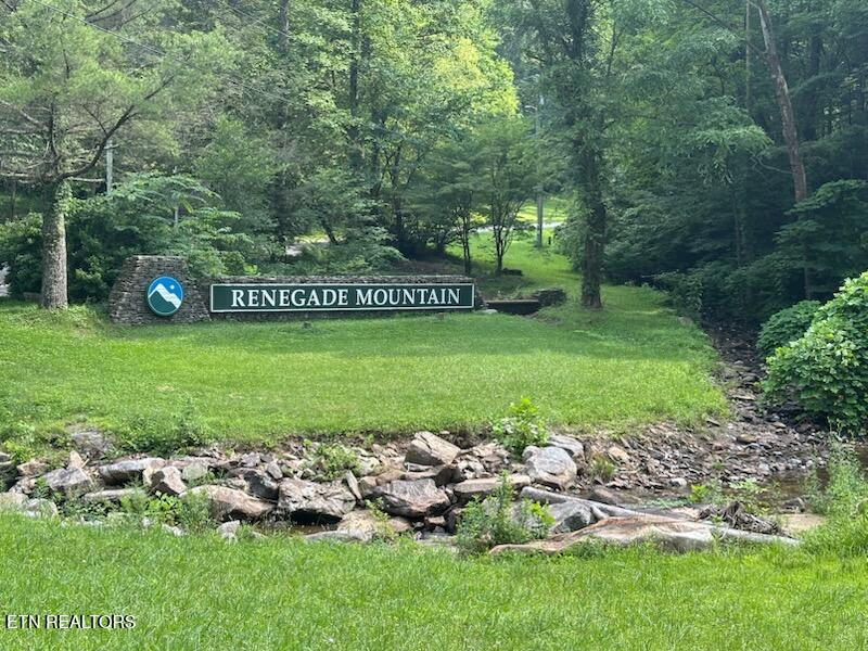 Renegade Mountain Parkway Crab Orchard TN 37723