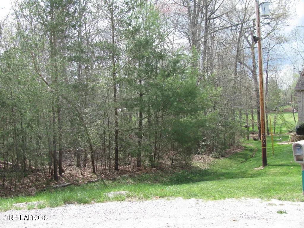 15 Kenwood Court Crossville TN 38558
