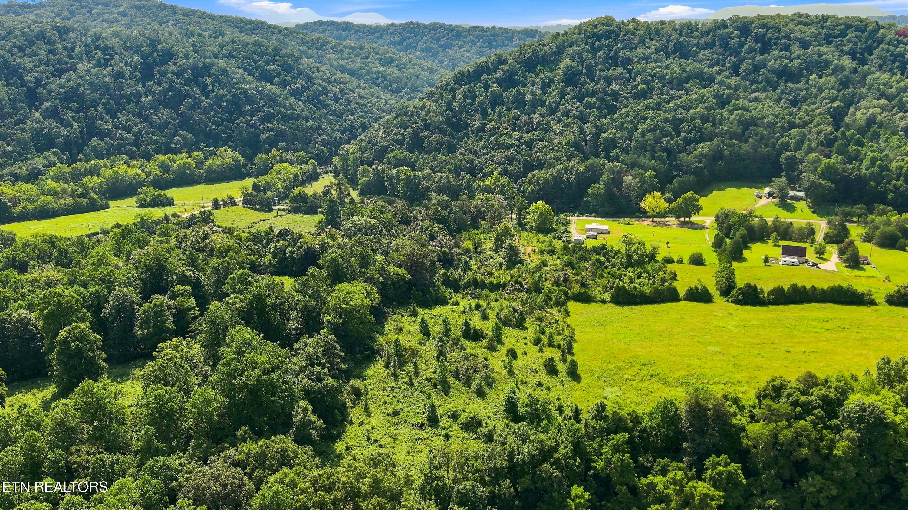 130 Beard Valley Road Maynardville TN 37807