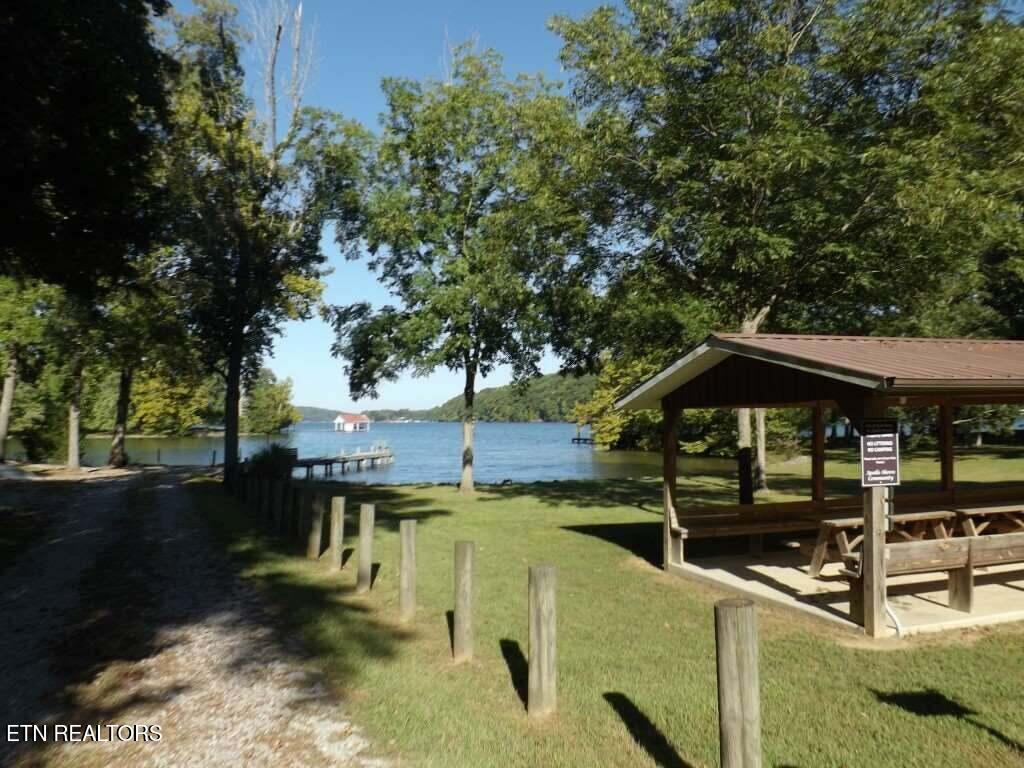 190 Fawnwood Drive Spring City TN 37381