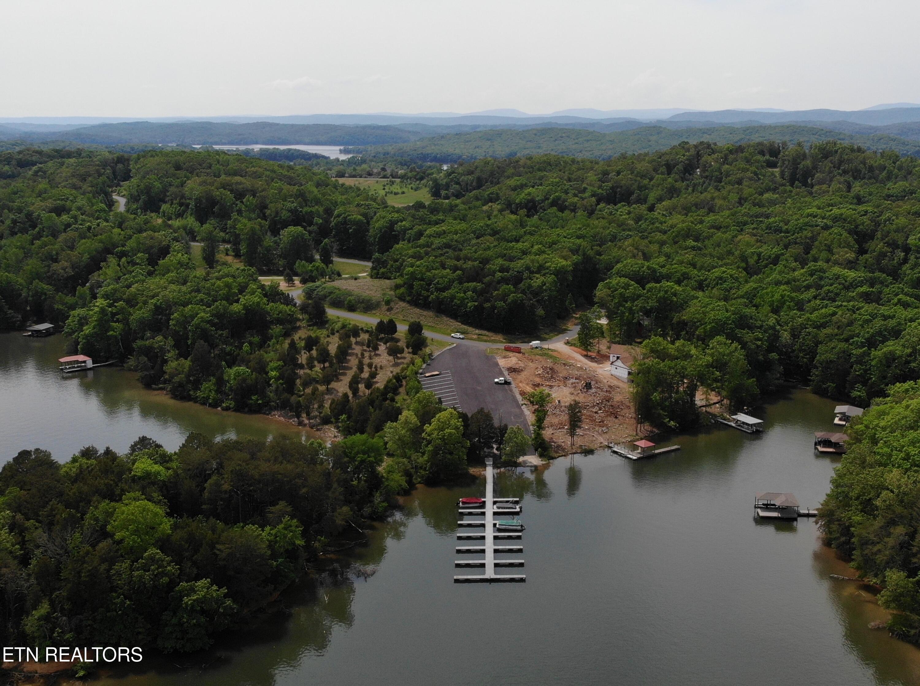 371 Walking Horse Trail Rockwood TN 37854