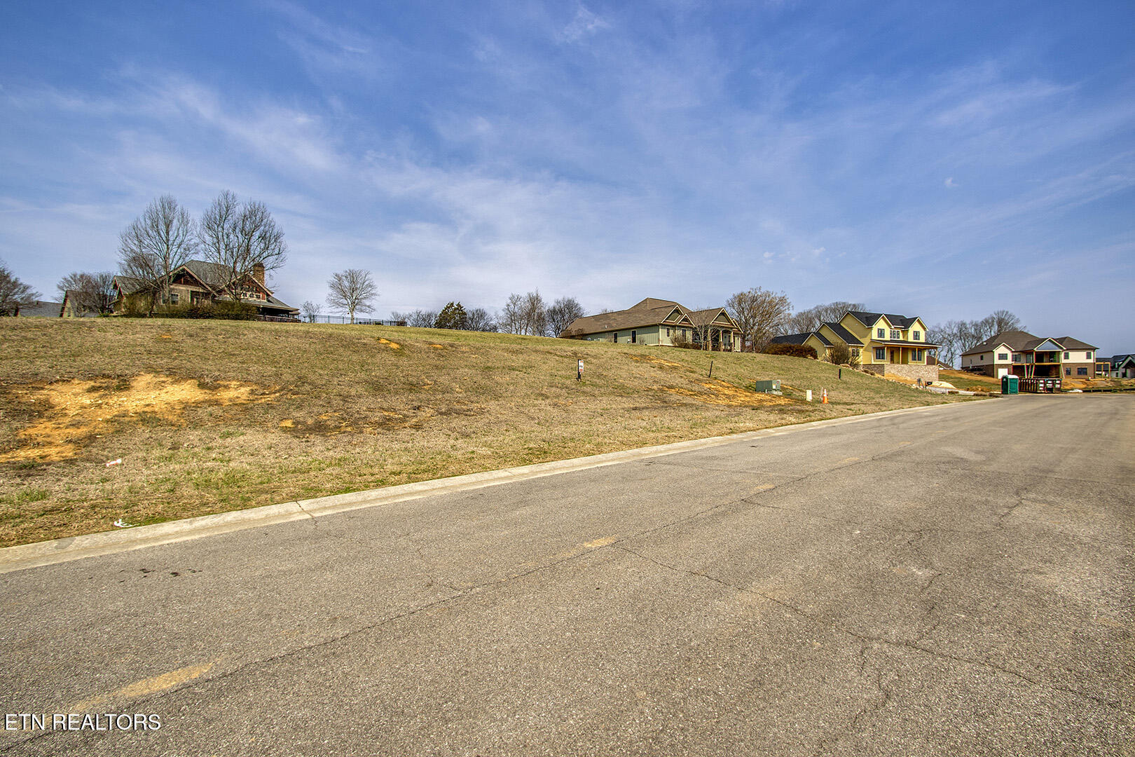 419 Hawks Bend Loudon TN 37774