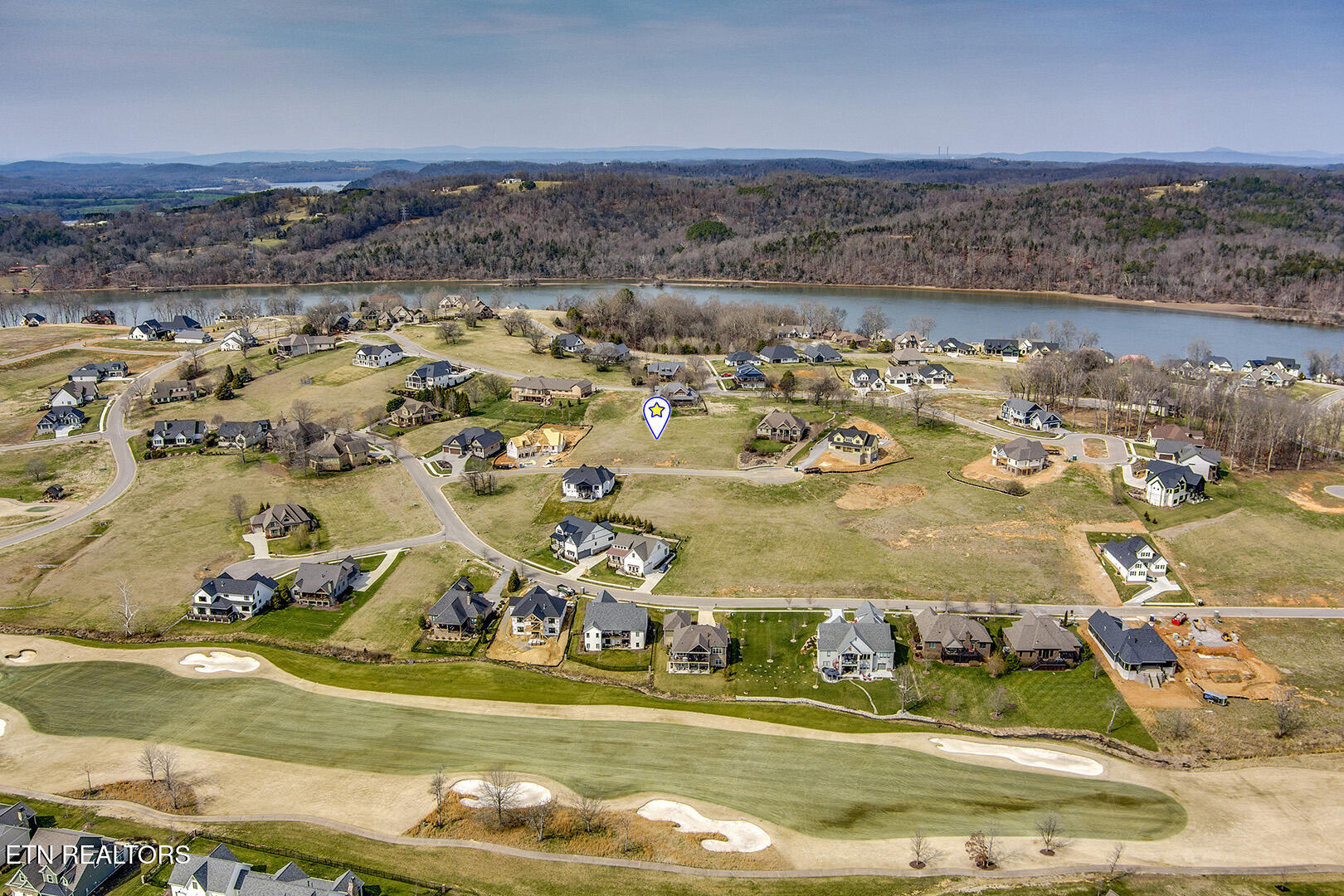 419 Hawks Bend Loudon TN 37774