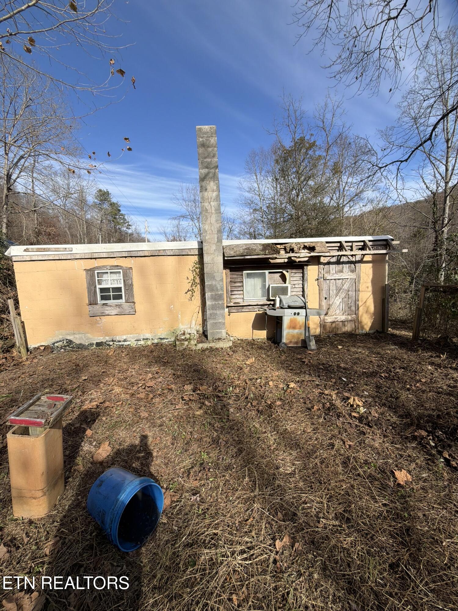 7063 Highway 25w Duff TN 37729