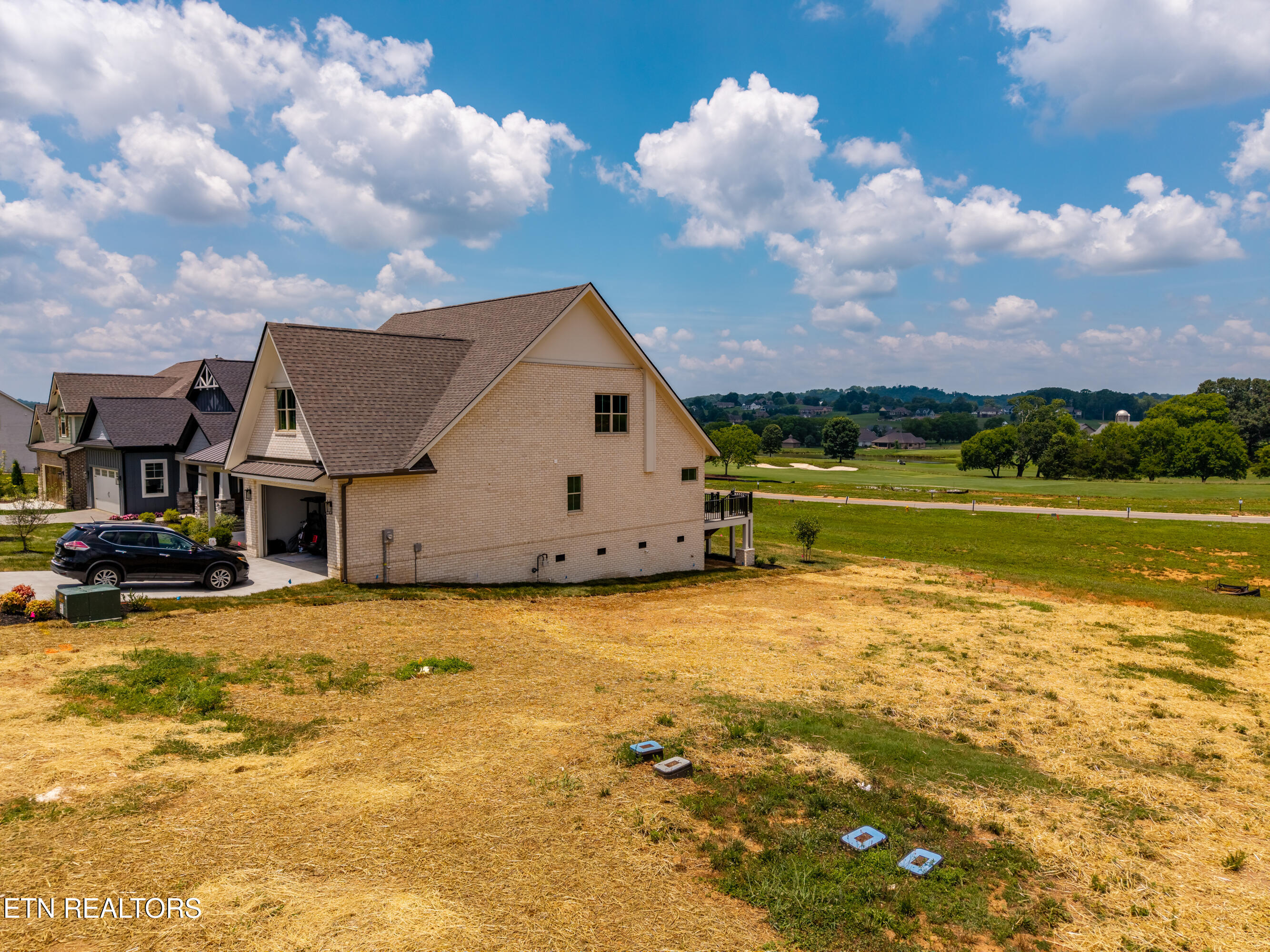1462 Black Bear Circle Loudon TN 37774