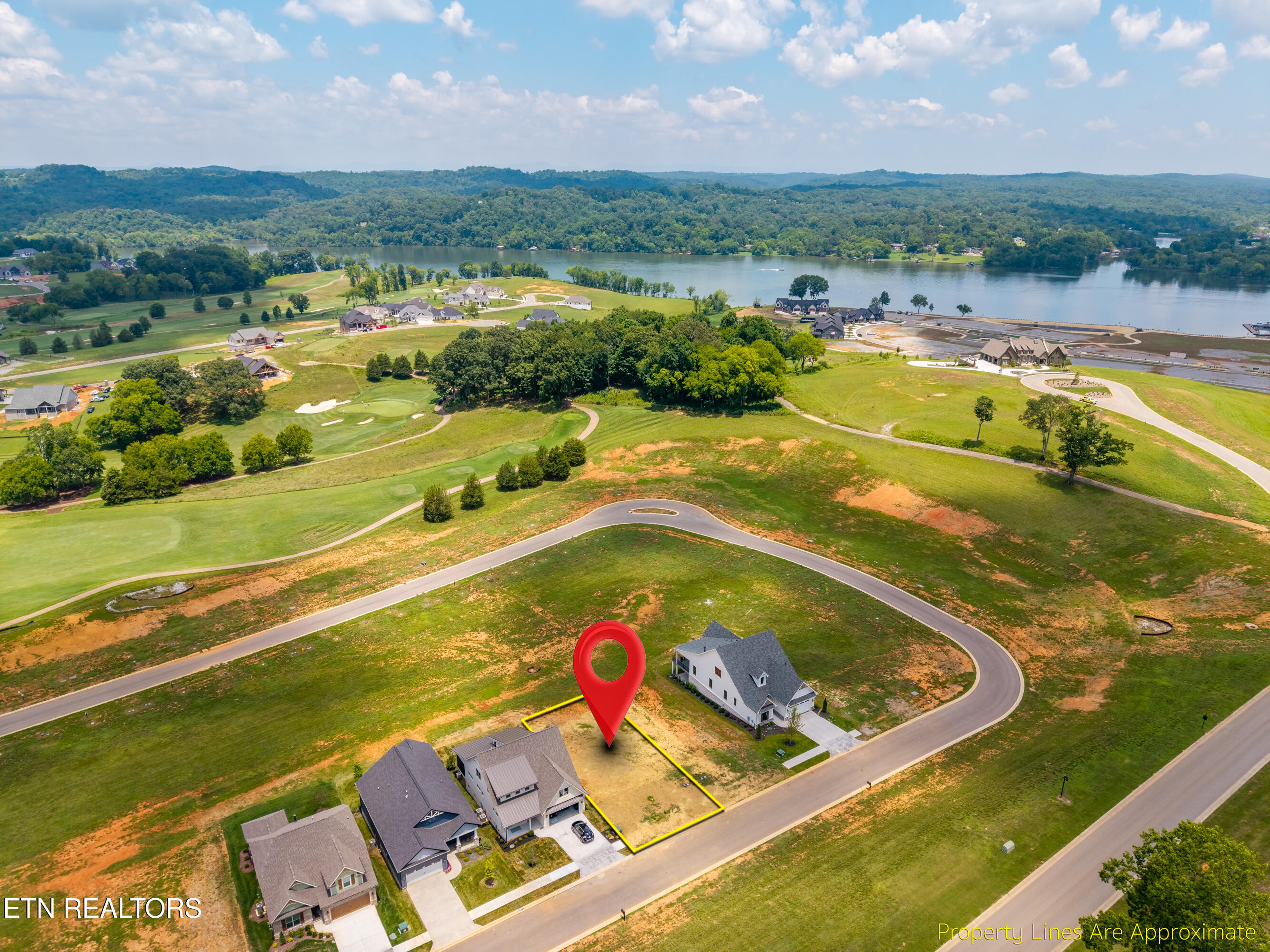 1462 Black Bear Circle Loudon TN 37774
