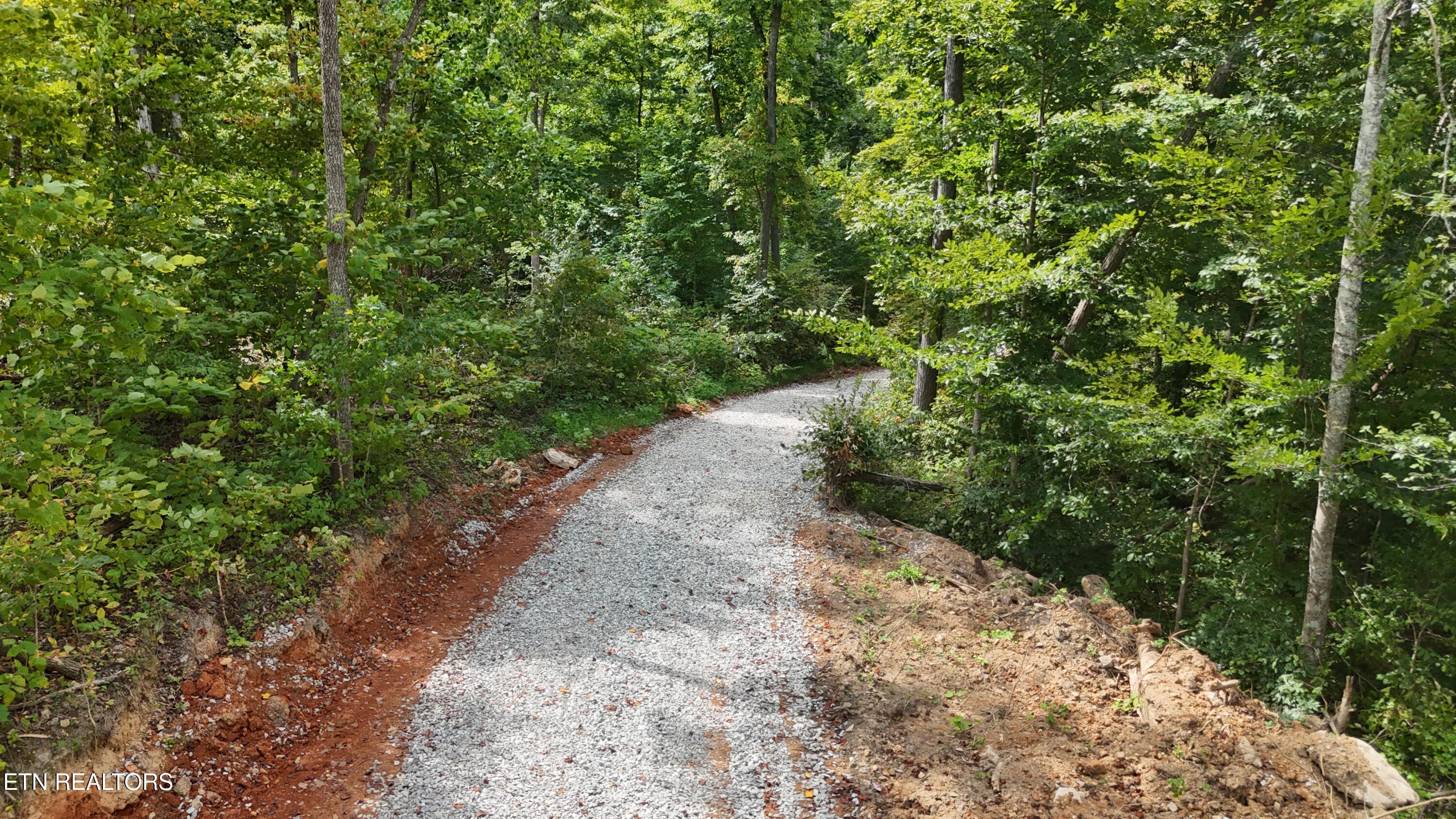 Easterly Circle Rocky Top TN 37769
