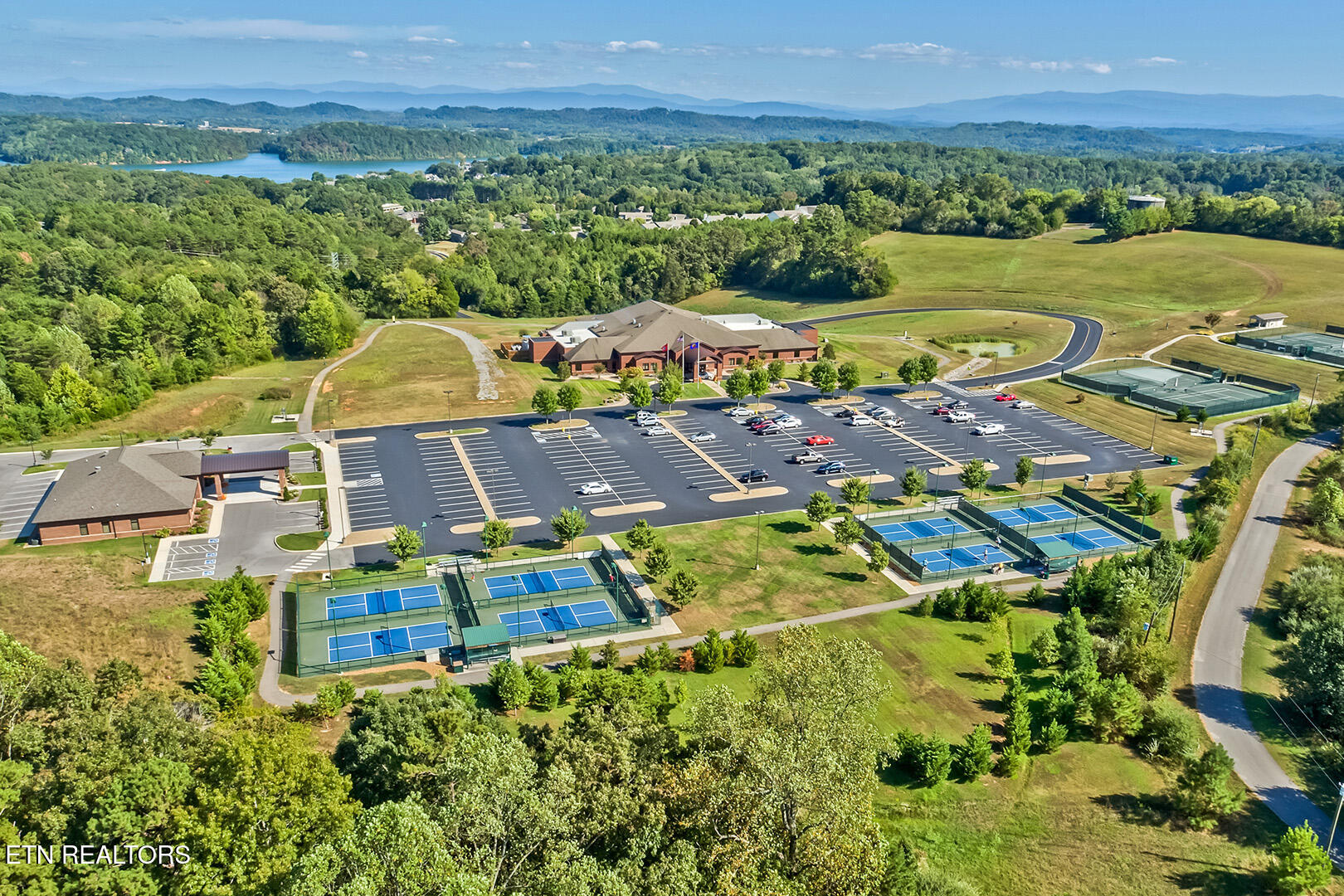 306 Awohili Lane Loudon TN 37774