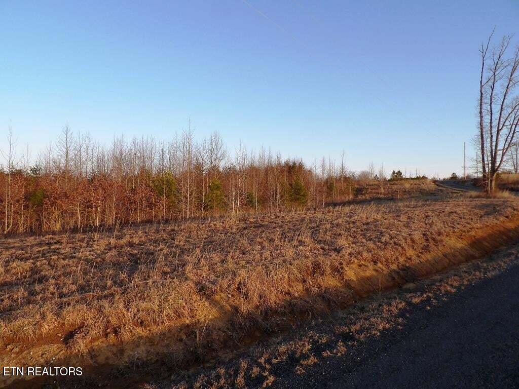 6 Tower Road Grandview TN 37337