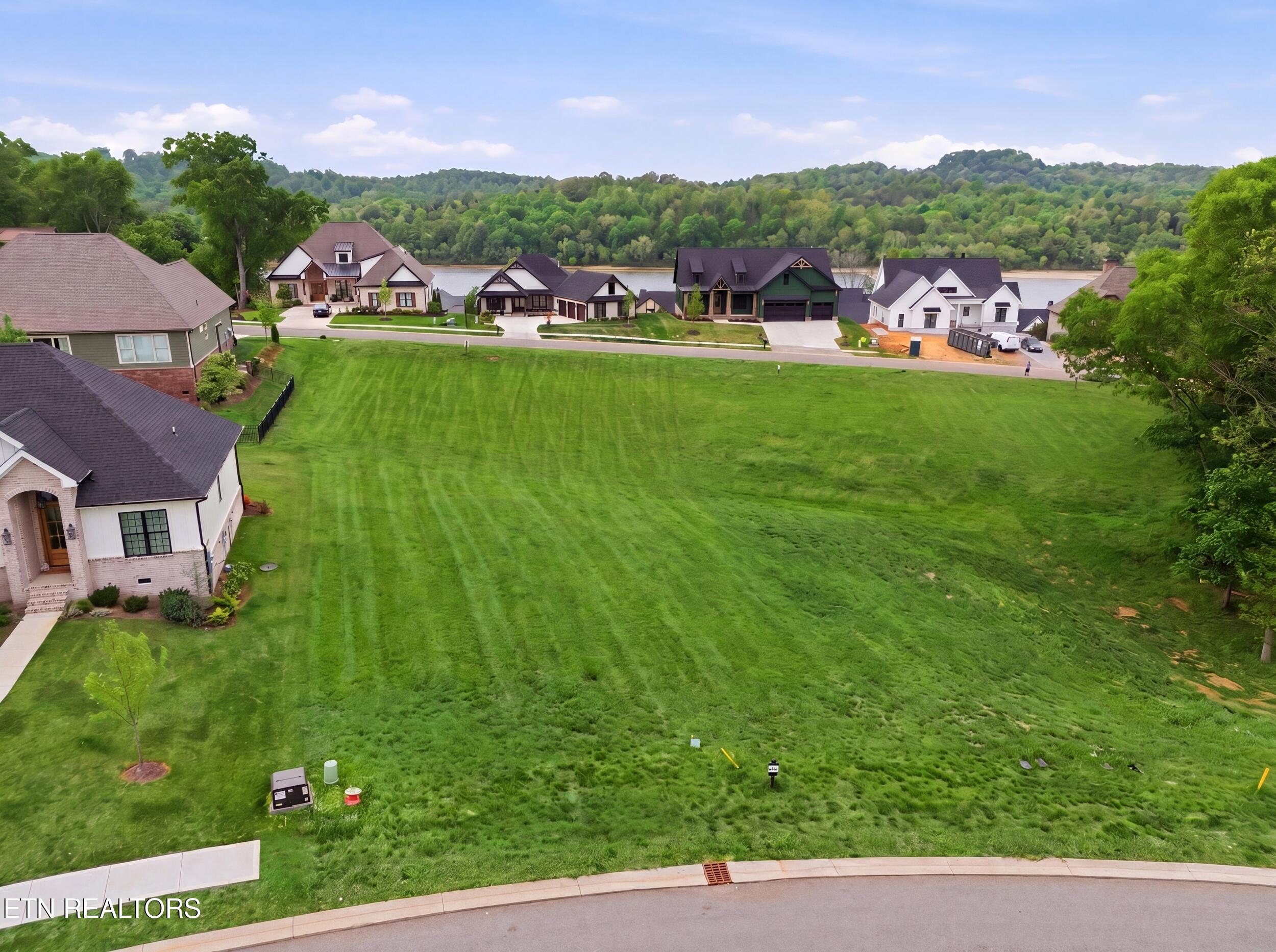 3852 Persimmon Ridge Loudon TN 37774