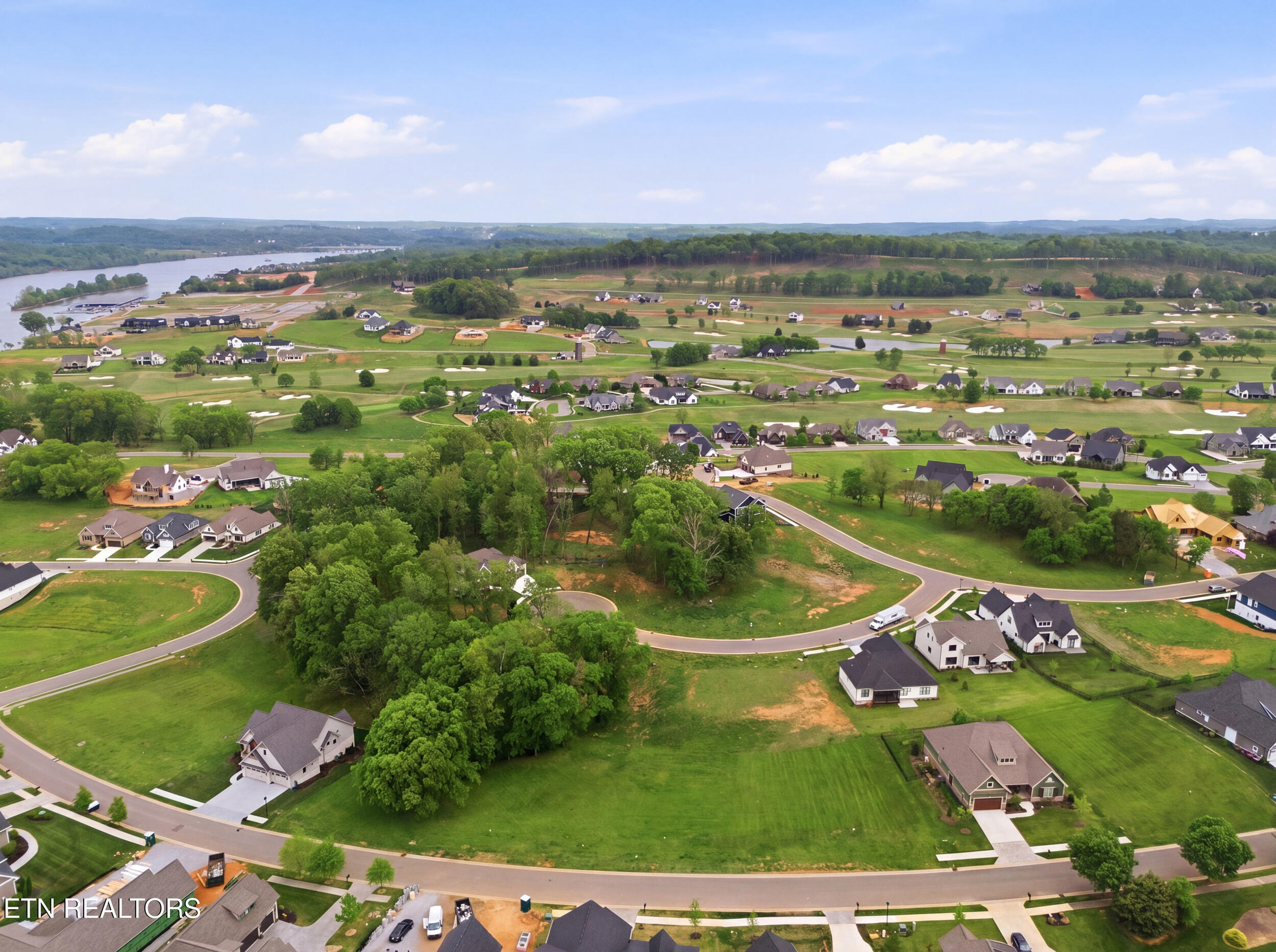 3852 Persimmon Ridge Loudon TN 37774