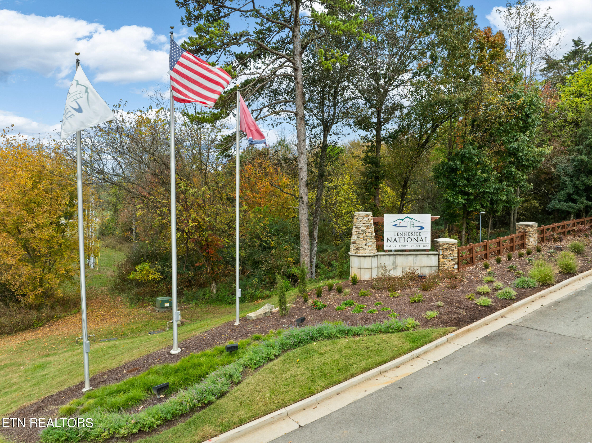 445 Mockingbird Lane Loudon TN 37774