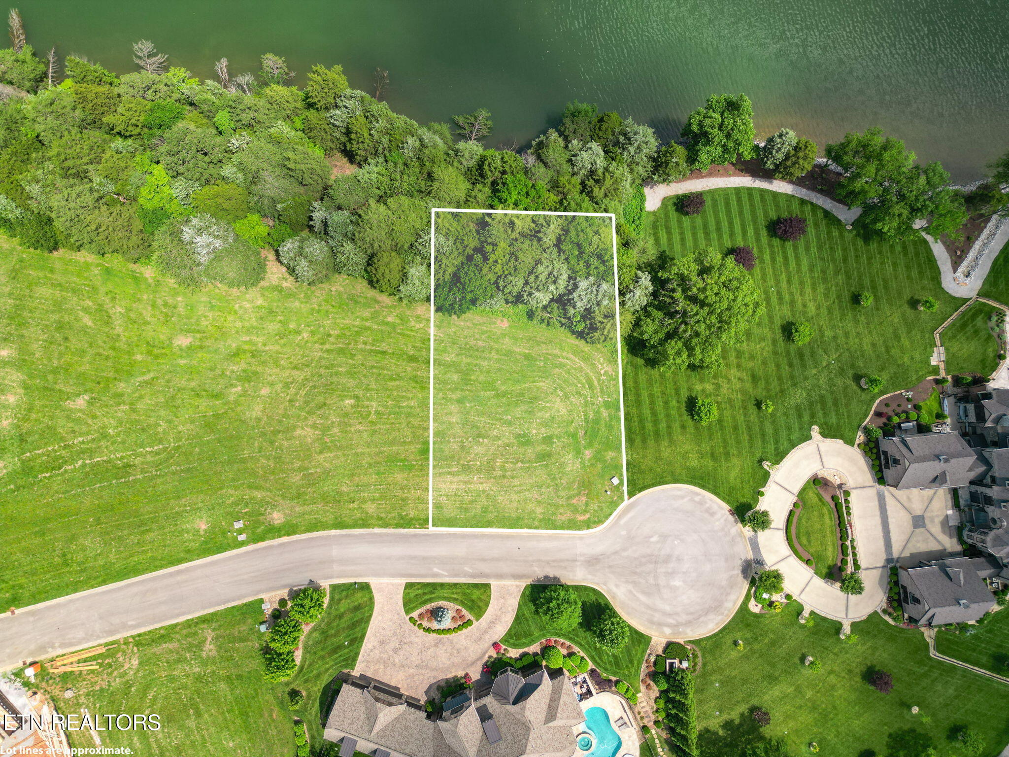 1263 Zepher Drive Lenoir City TN 37772