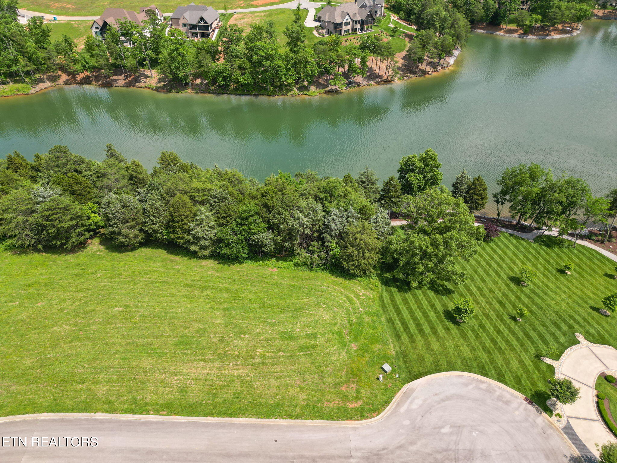 1263 Zepher Drive Lenoir City TN 37772