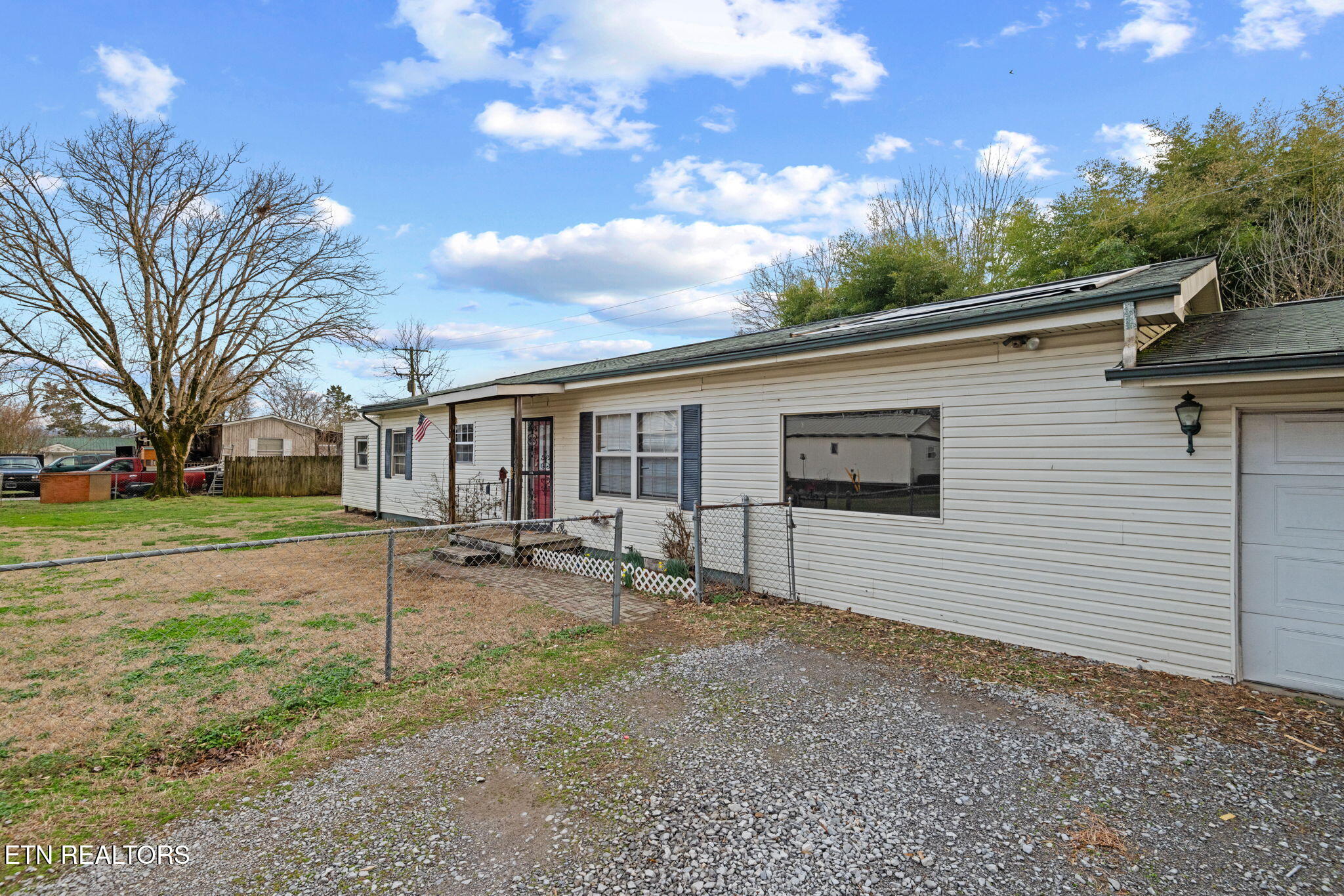 1216 Payne School Drive Sevierville TN 37876