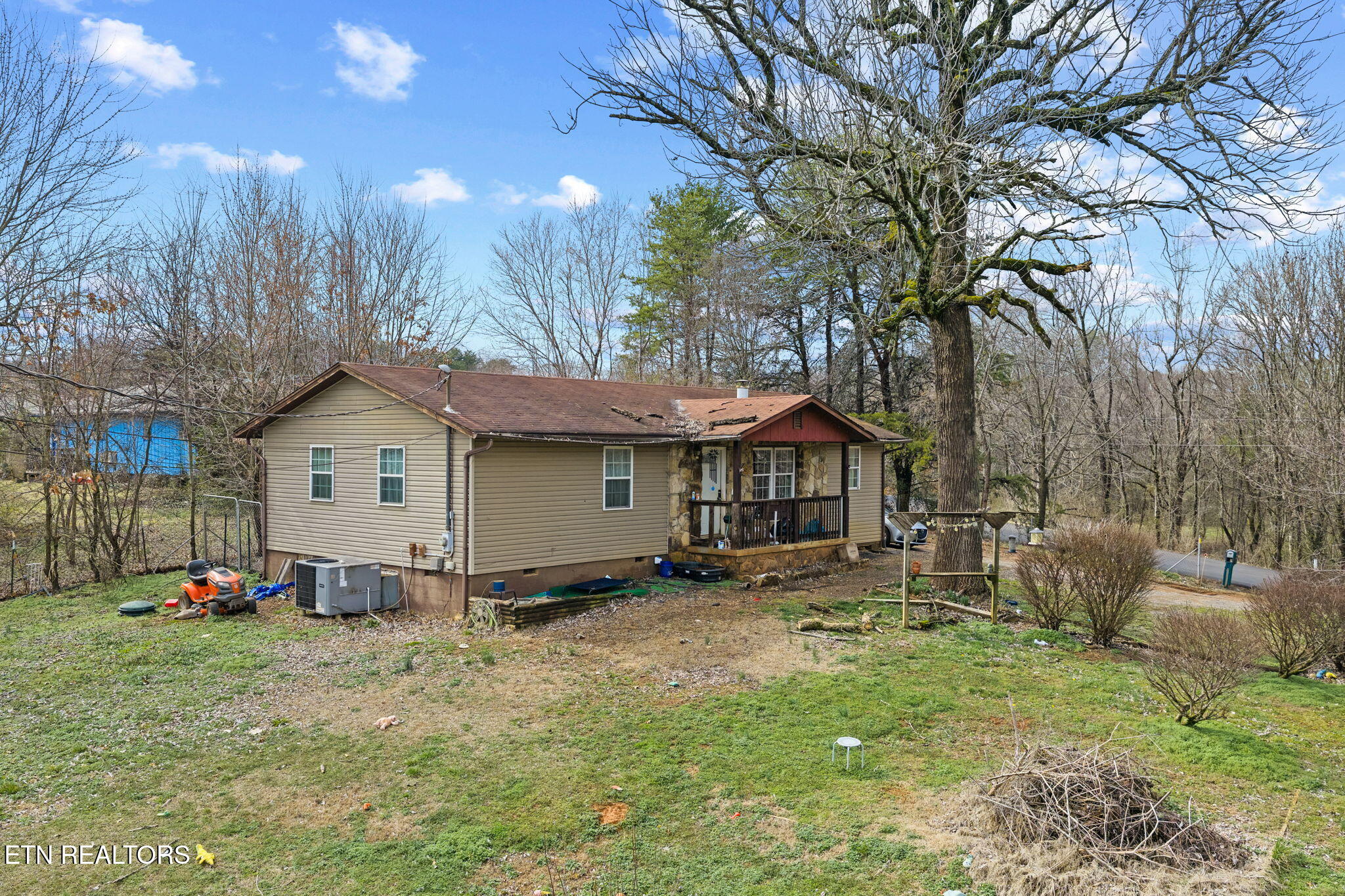 1216 Payne School Drive Sevierville TN 37876