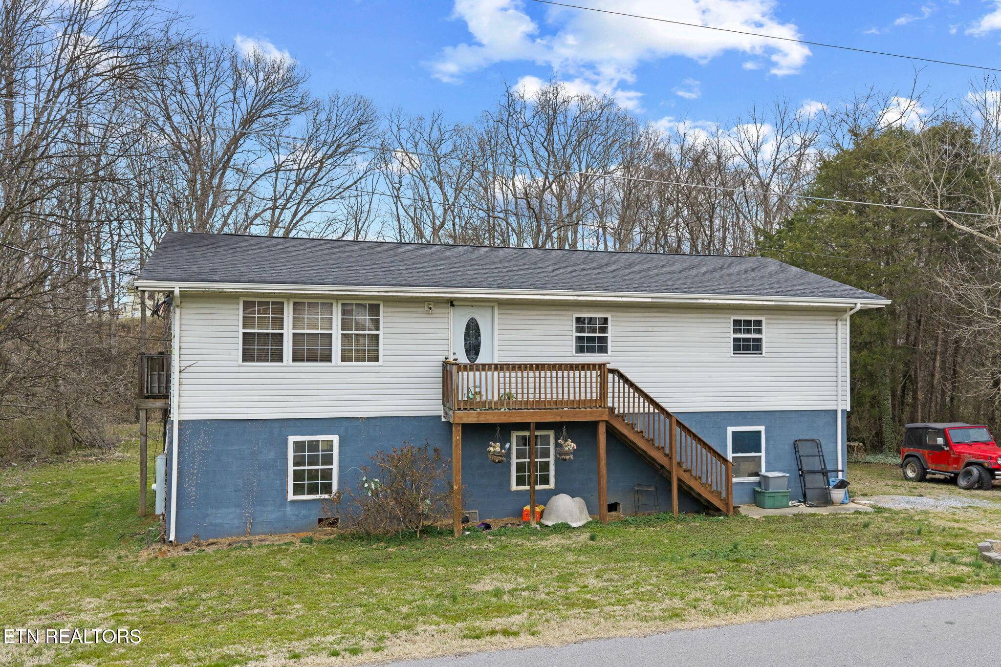 1216 Payne School Drive Sevierville TN 37876