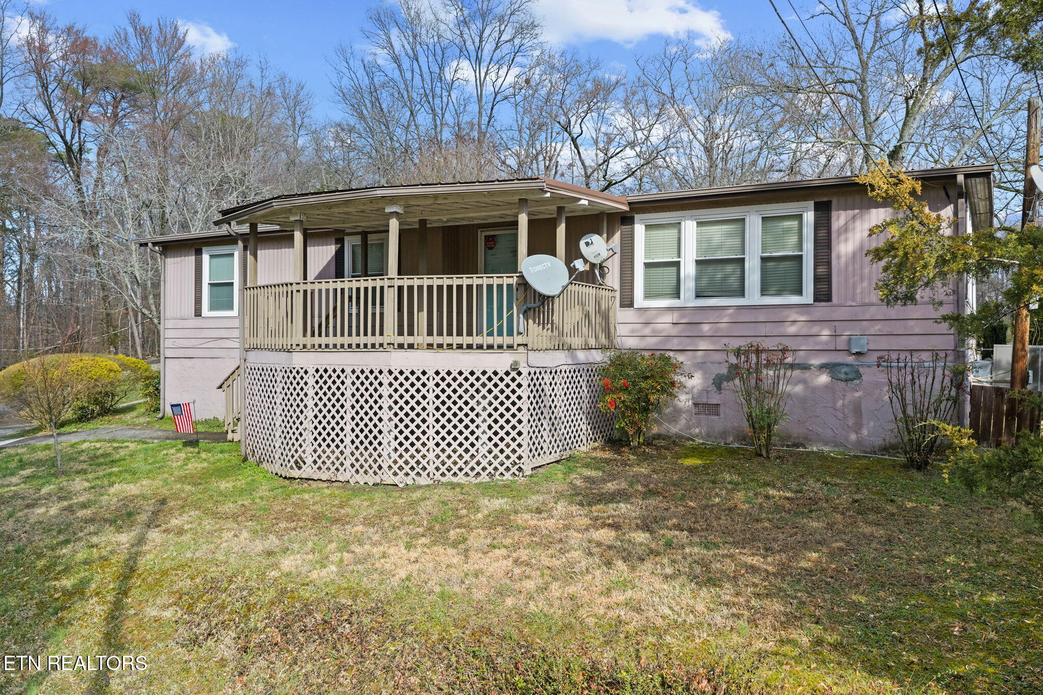 1216 Payne School Drive Sevierville TN 37876