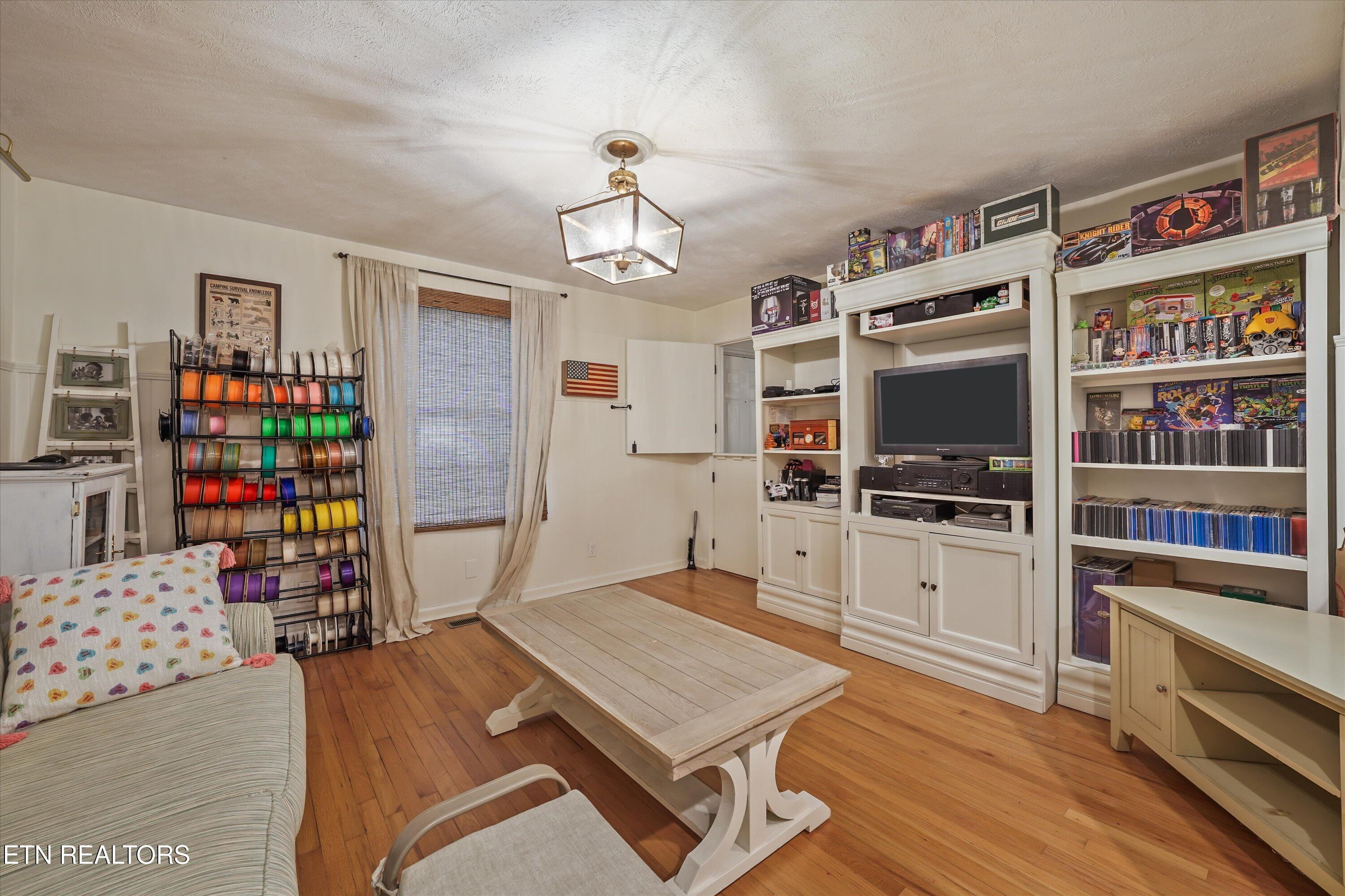 108 S Maple Street Maryville TN 37803