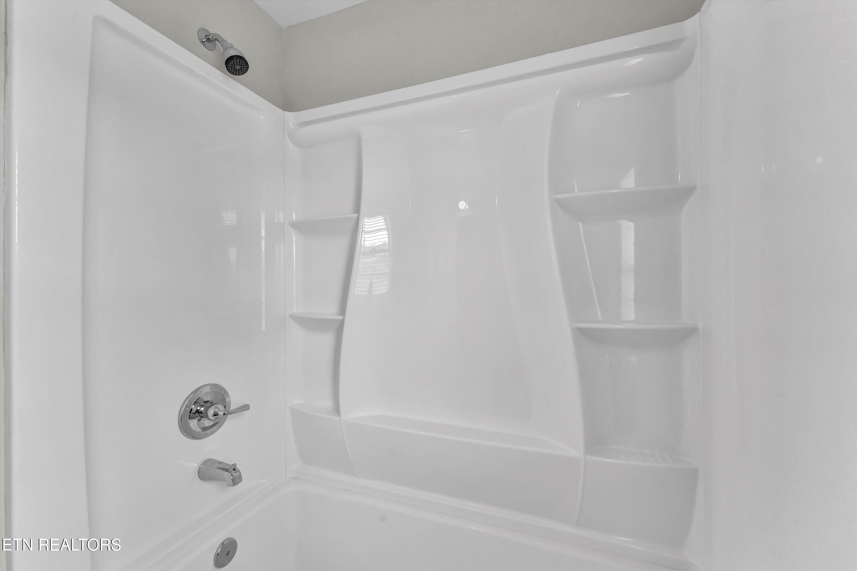 169 Tacoma Road Oak Ridge TN 37830