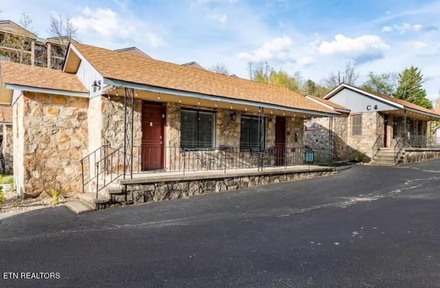 124 Roaring Fork Road Gatlinburg TN 37738