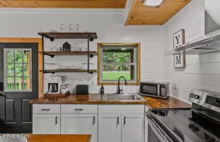 1805 Shady Grove Road Sevierville TN 37876
