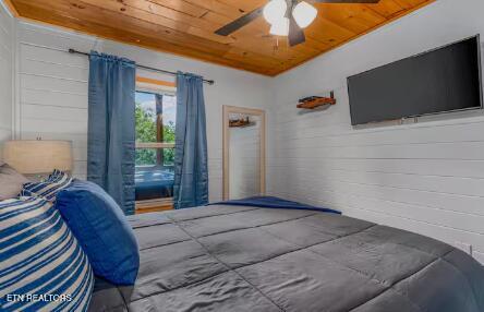 1805 Shady Grove Road Sevierville TN 37876