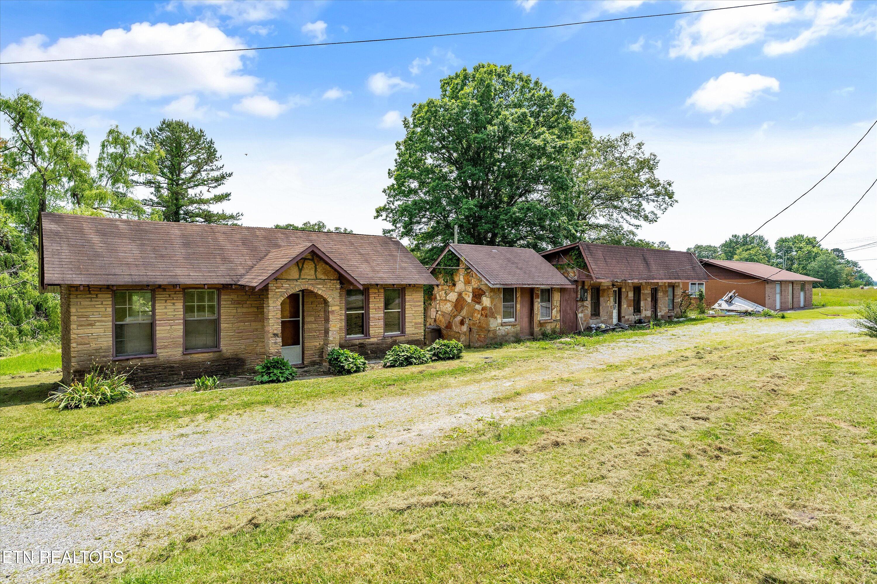 9476 Morgan County Highway Sunbright TN 37872