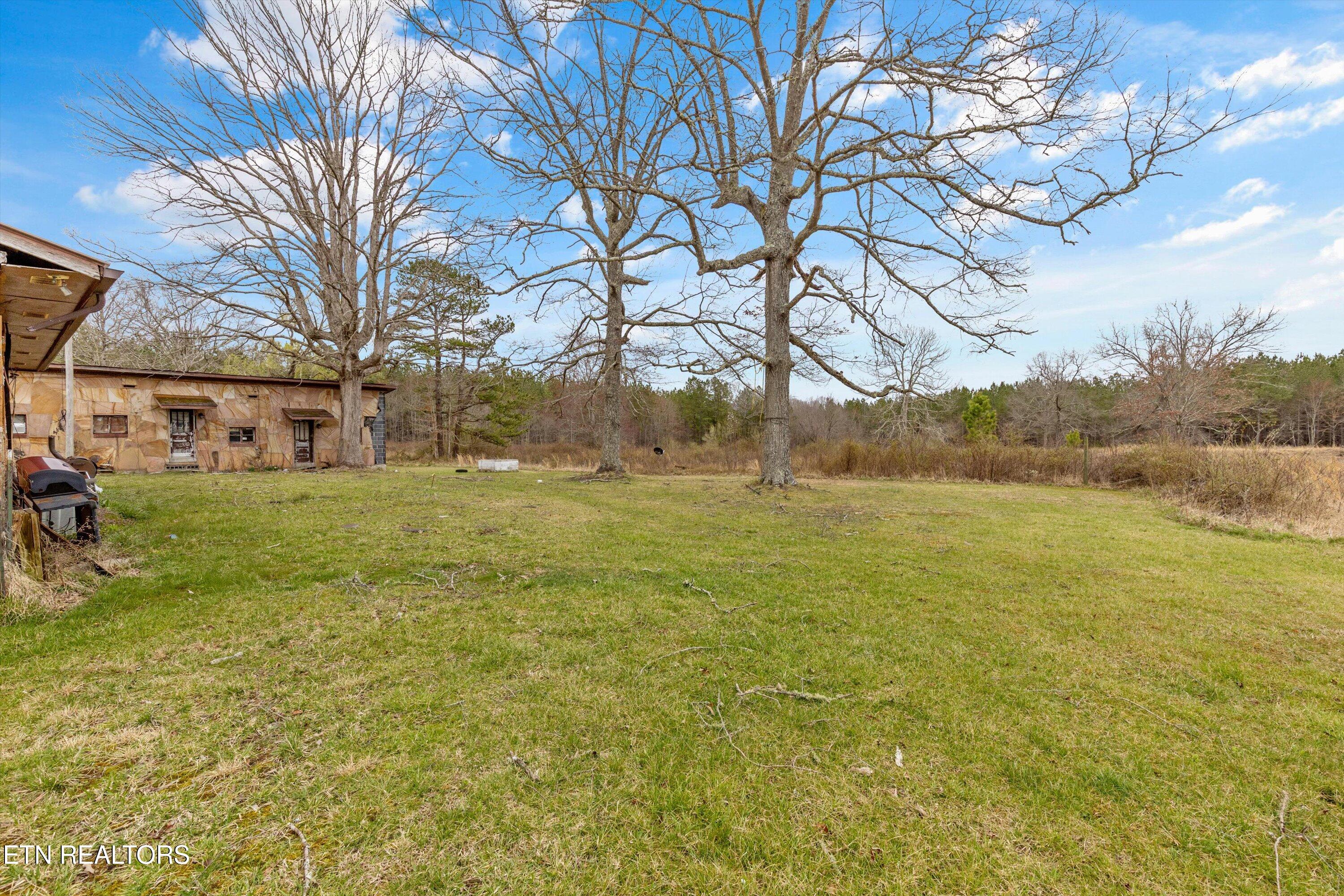 9476 Morgan County Highway Sunbright TN 37872