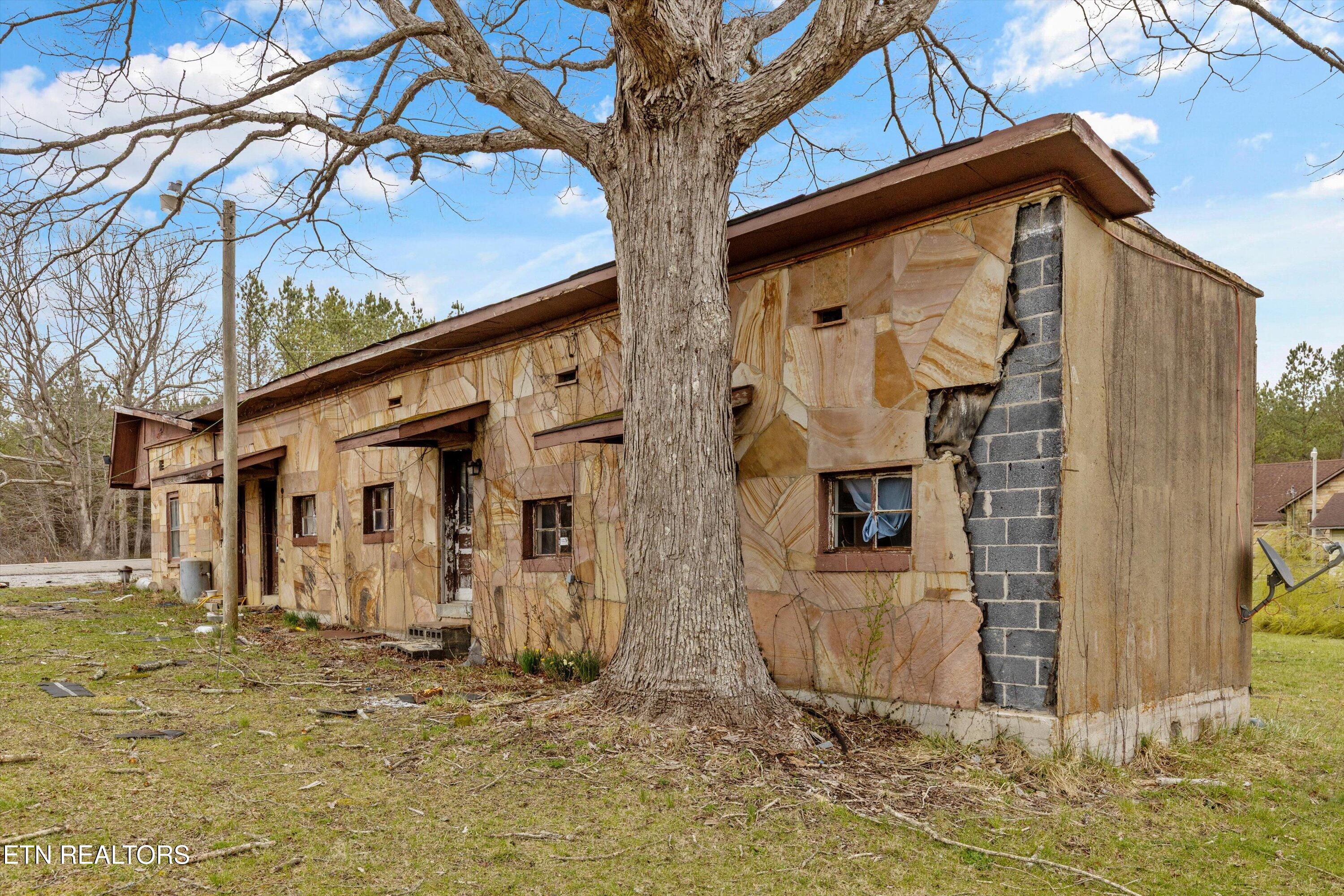 9476 Morgan County Highway Sunbright TN 37872