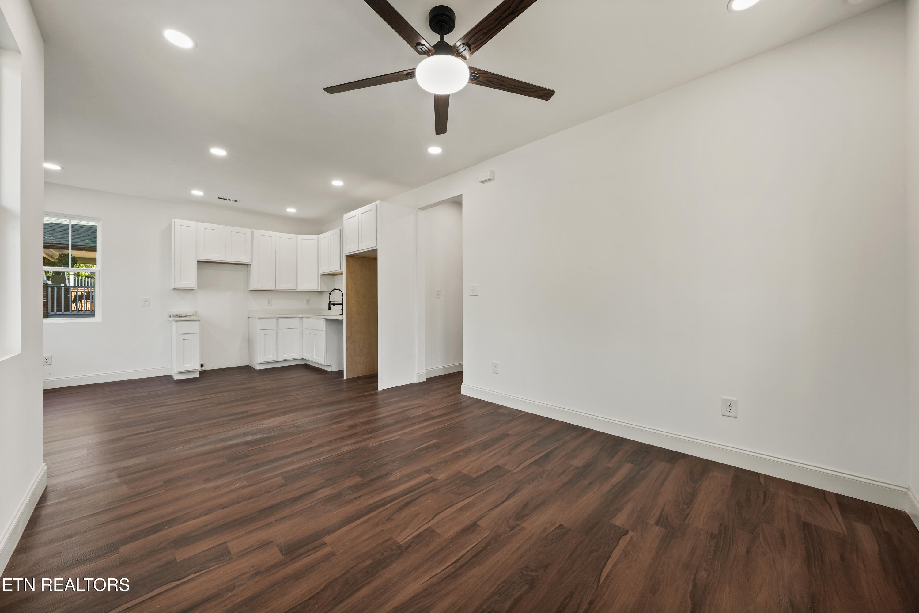 134 S Van Gilder Street Knoxville TN 37915