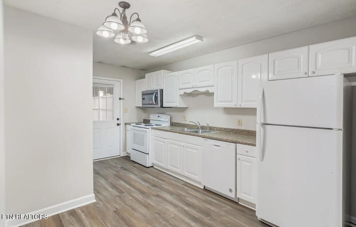 2312 Boyds Creek Highway Sevierville TN 37876