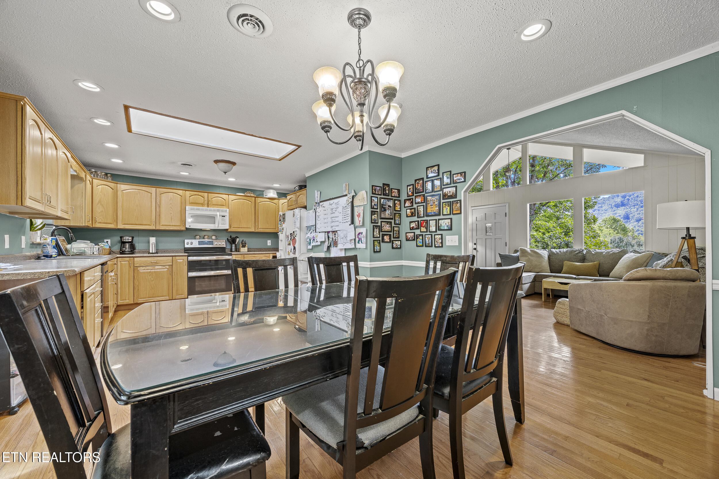 744 Lee Circle Sevierville TN 37862