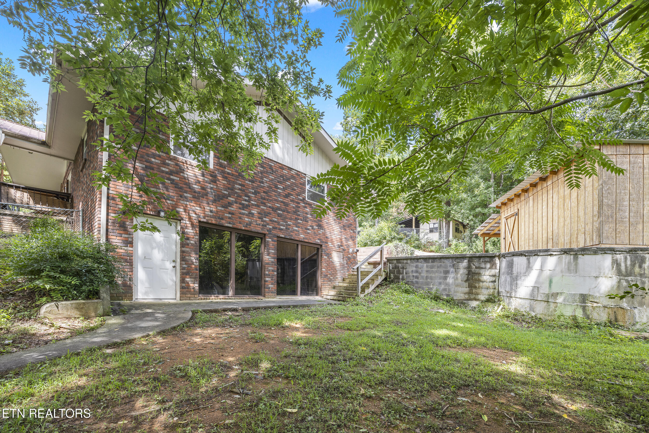 744 Lee Circle Sevierville TN 37862