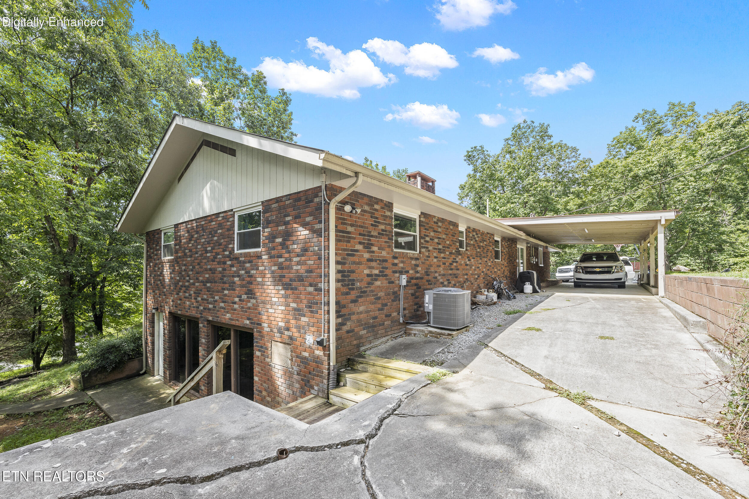 744 Lee Circle Sevierville TN 37862