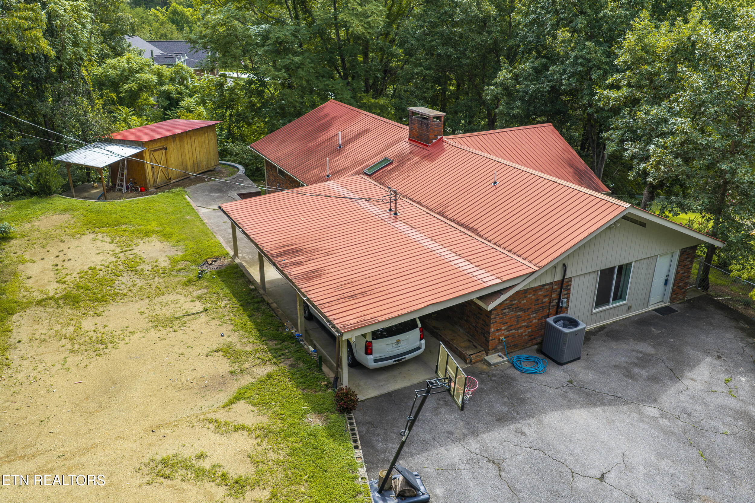 744 Lee Circle Sevierville TN 37862