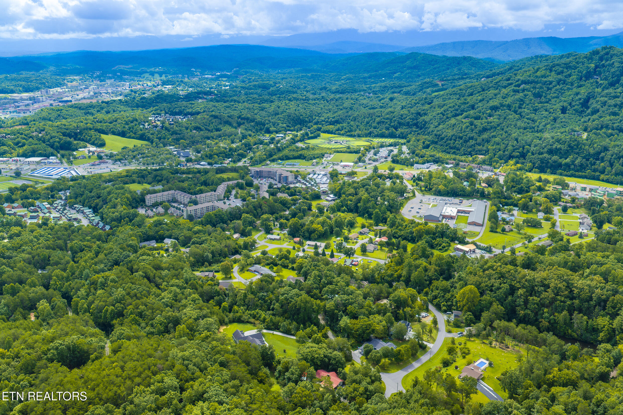 744 Lee Circle Sevierville TN 37862
