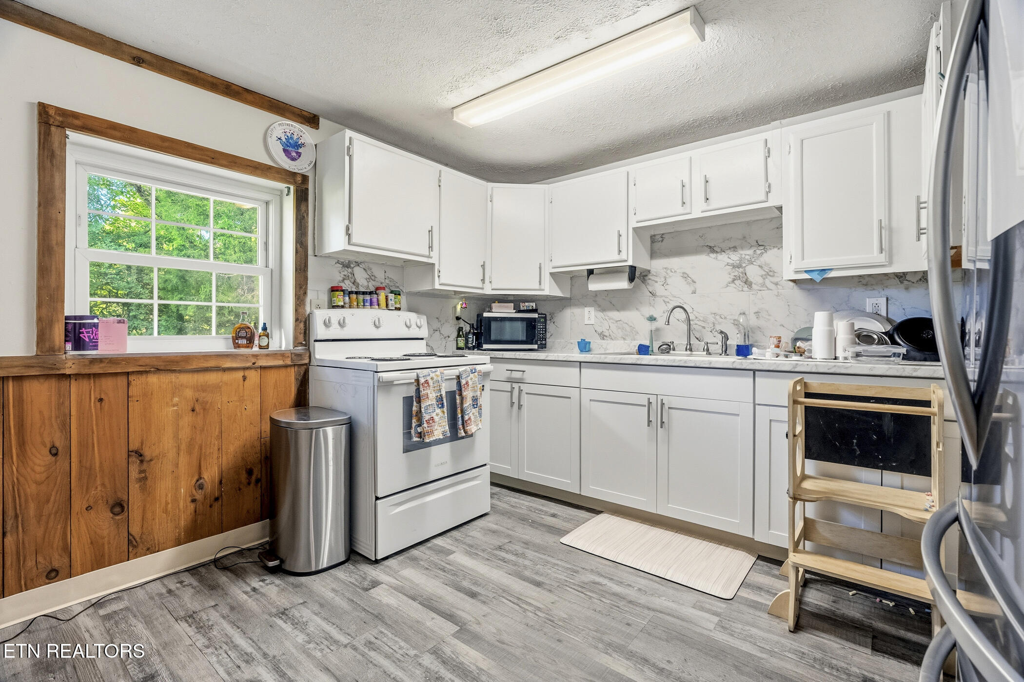 814 Midway Road Strawberry Plains TN 37871