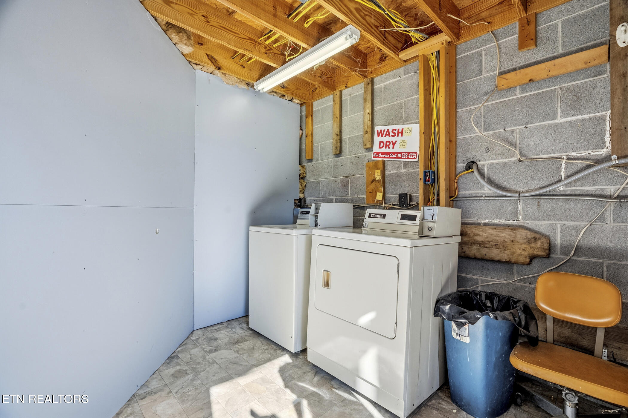 814 Midway Road Strawberry Plains TN 37871