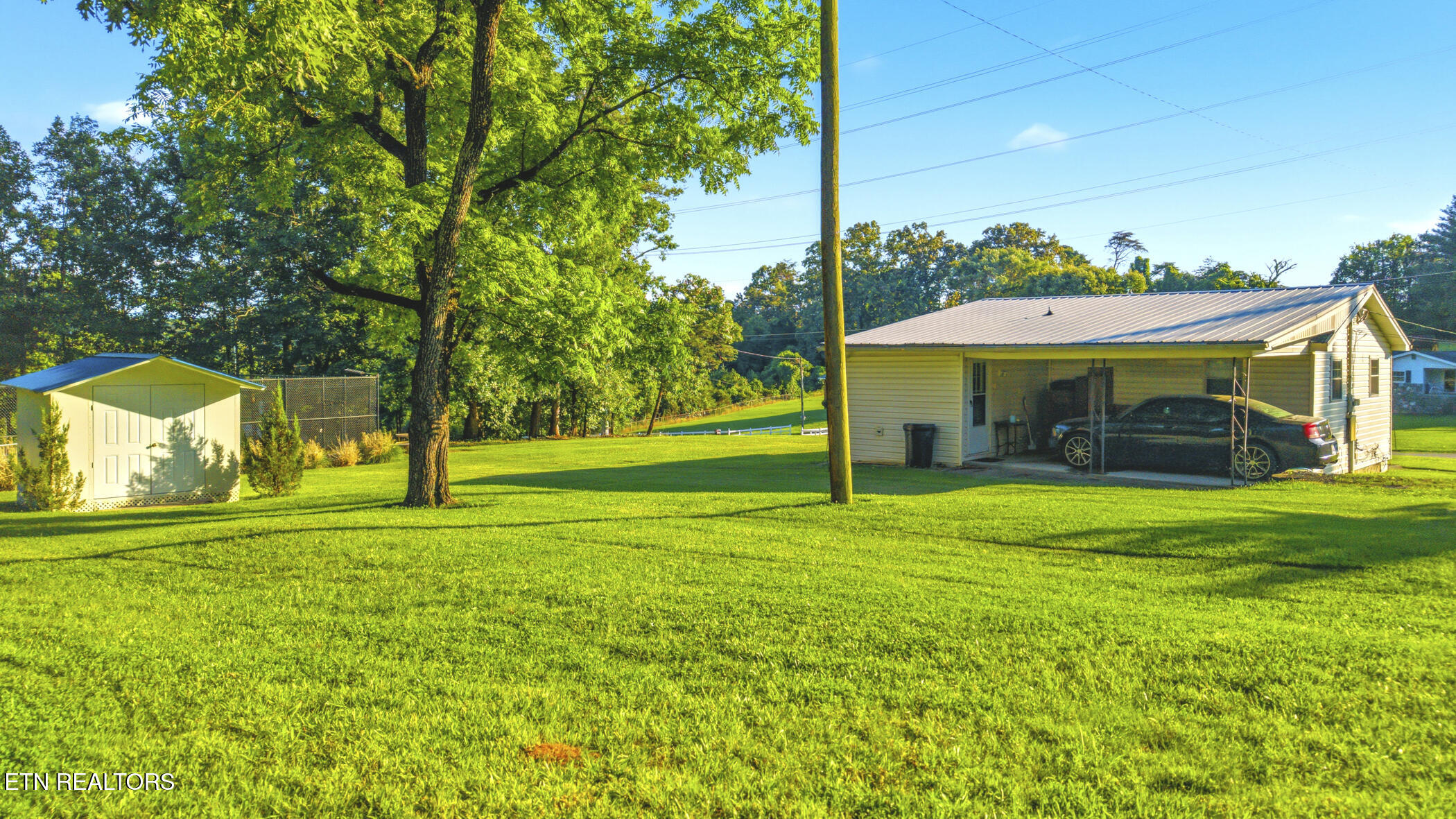 814 Midway Road Strawberry Plains TN 37871