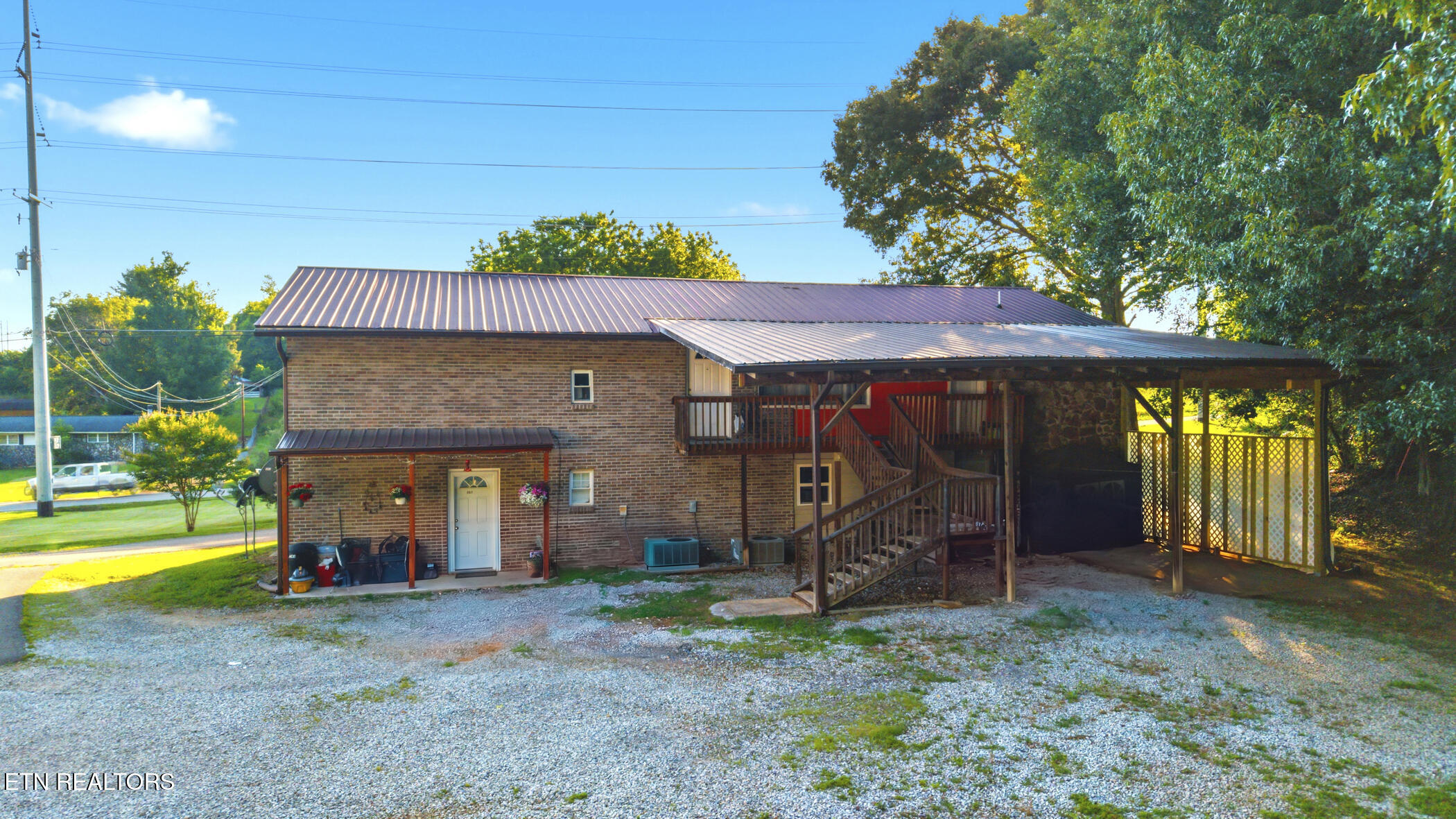 814 Midway Road Strawberry Plains TN 37871