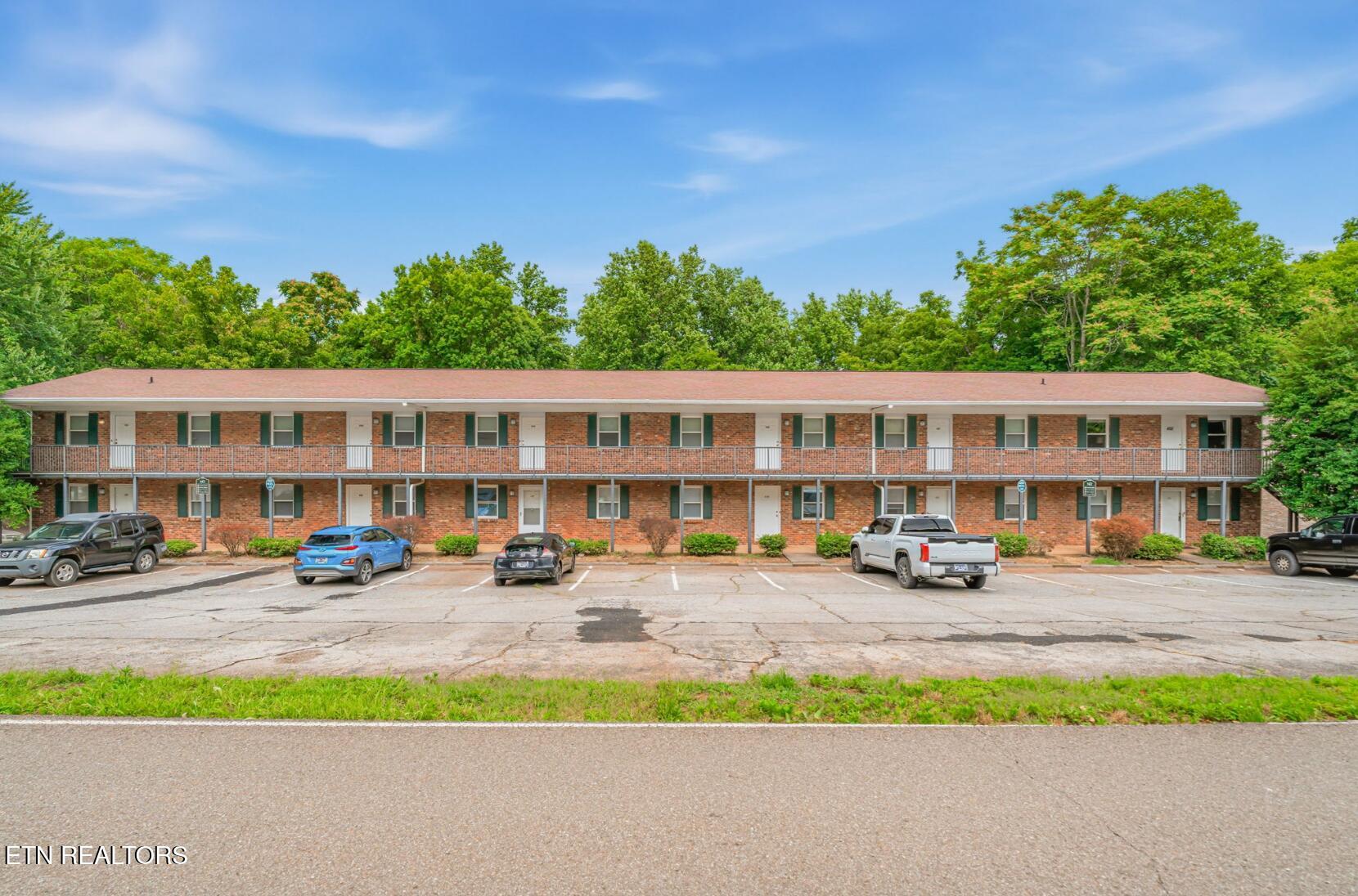476, E 482 & 490 Red Bud Road Knoxville TN 37920
