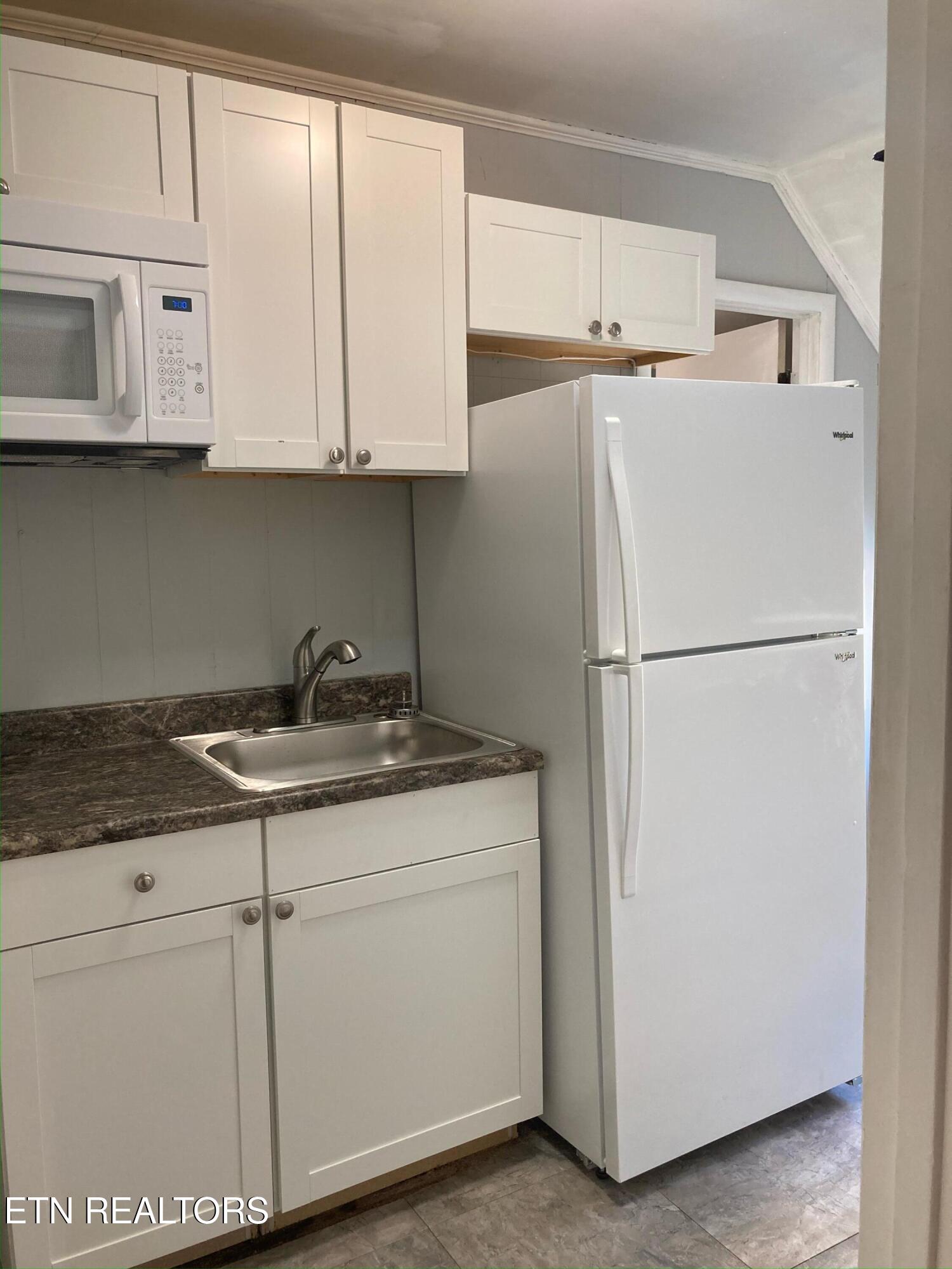 1209 W Clinch Avenue Knoxville TN 37916