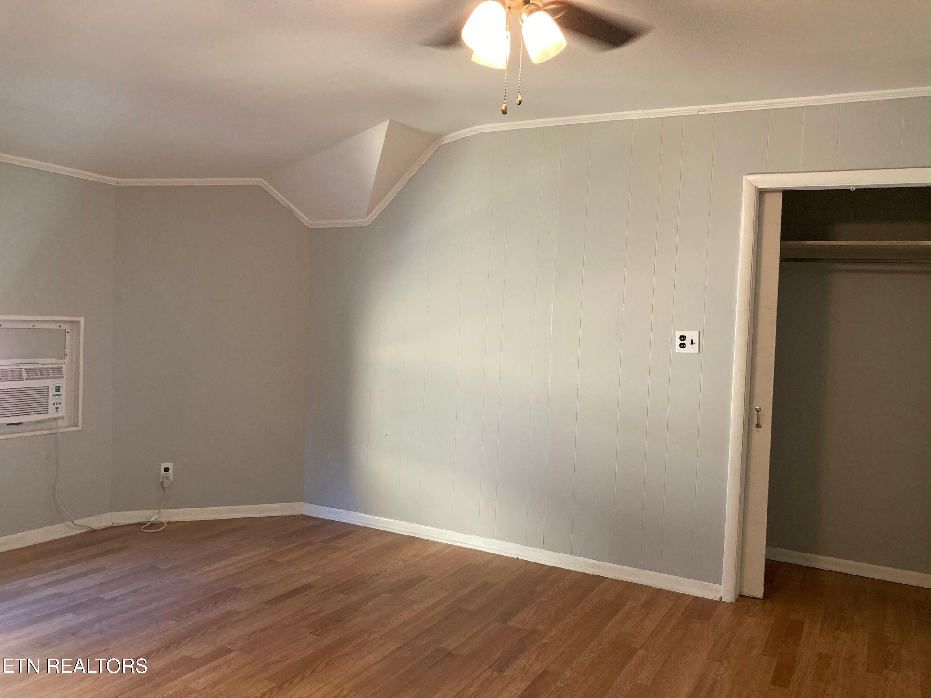 1209 W Clinch Avenue Knoxville TN 37916