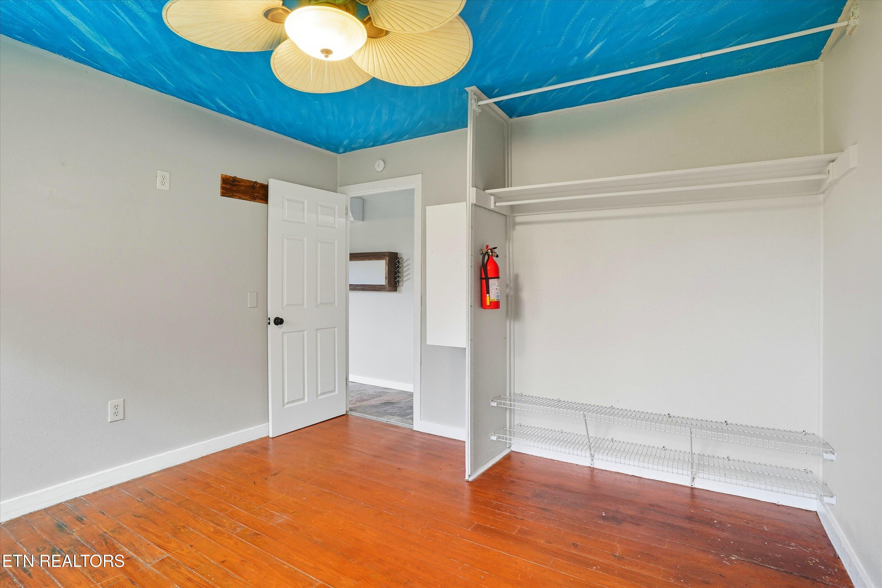 100/102 Howard Lane Oak Ridge TN 37830