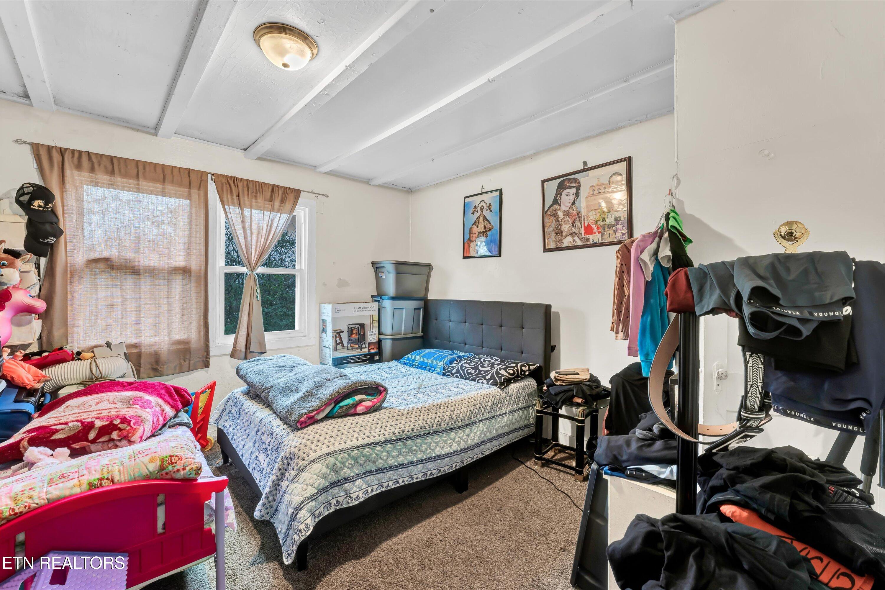 100/102 Howard Lane Oak Ridge TN 37830