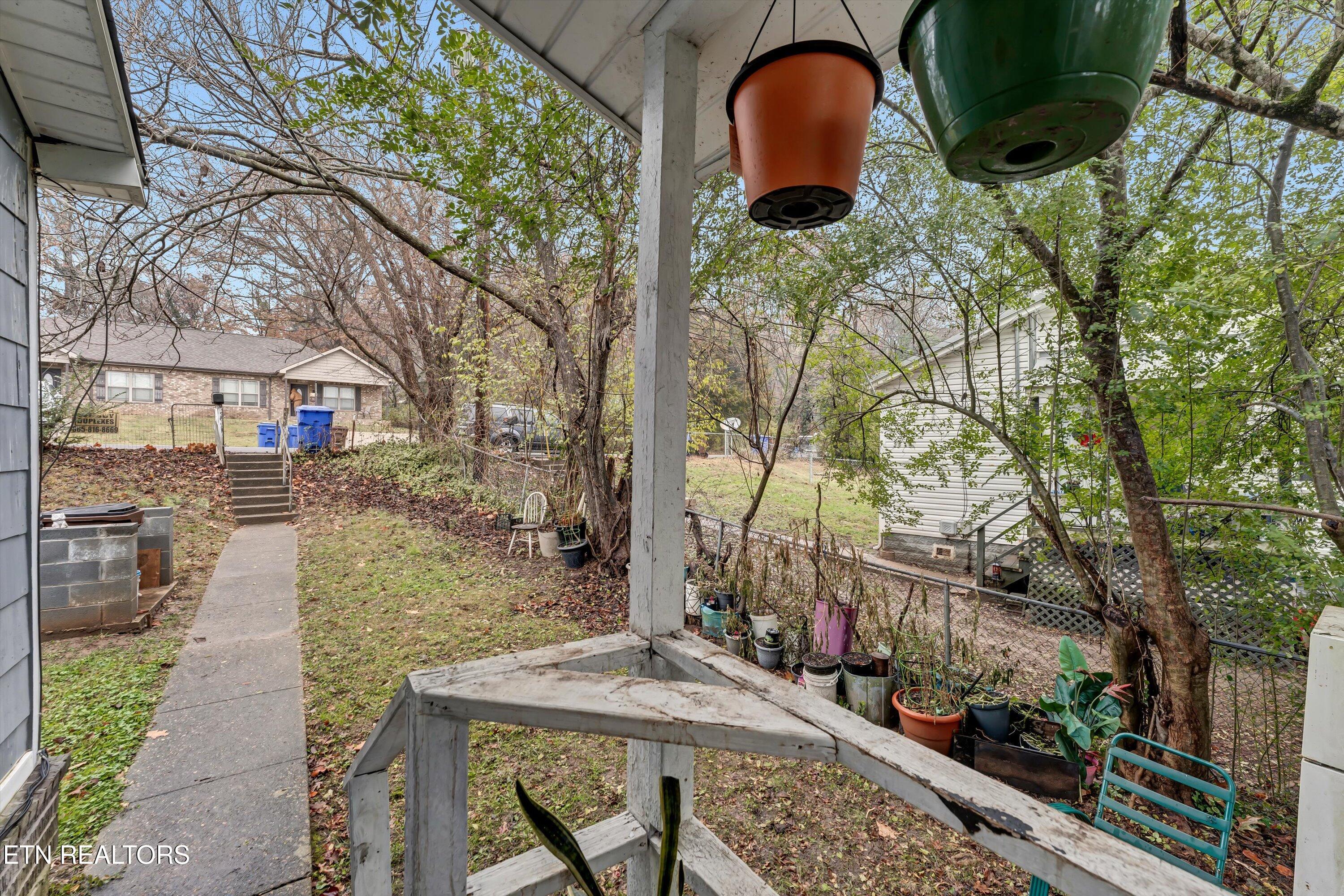100/102 Howard Lane Oak Ridge TN 37830