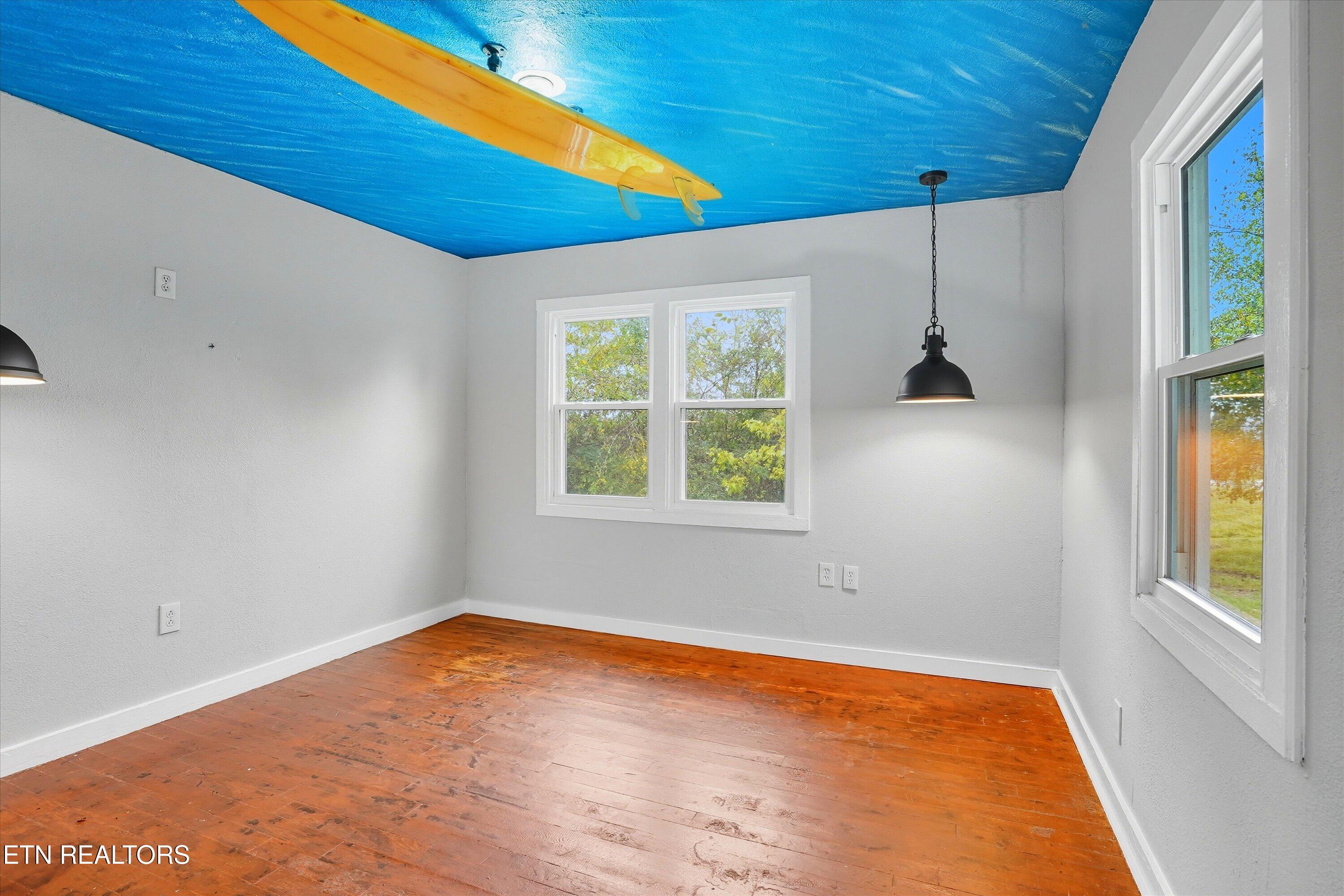 100/102 Howard Lane Oak Ridge TN 37830