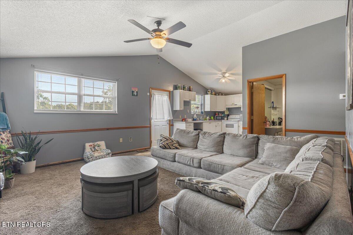359 County Road 475 Etowah TN 37331