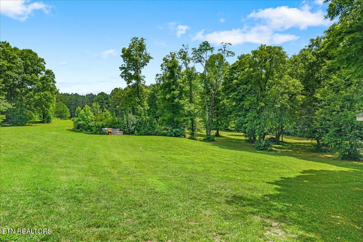 359 County Road 475 Etowah TN 37331
